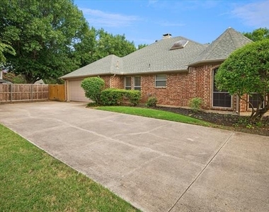 2201 Pendleton Lane - Photo Thumbnail 2