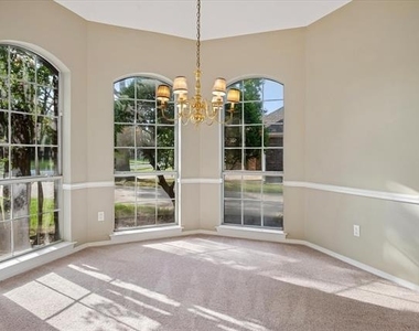 2201 Pendleton Lane - Photo Thumbnail 3