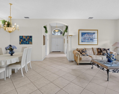 7625 Las Cruces Court - Photo Thumbnail 8