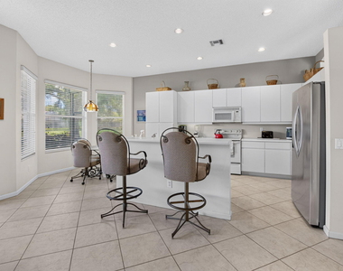 7625 Las Cruces Court - Photo Thumbnail 18