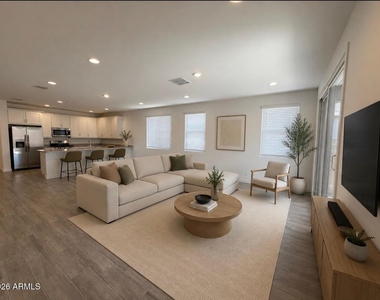 24924 N 167th Avenue - Photo Thumbnail 2