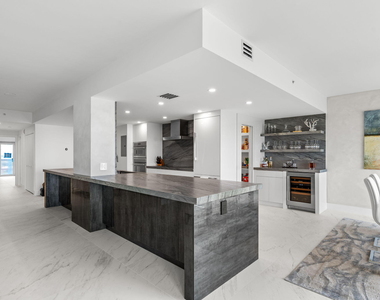 4301 N Ocean Boulevard - Photo Thumbnail 5