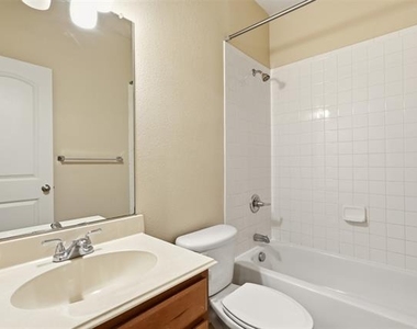 1435 Chase Lane - Photo Thumbnail 21