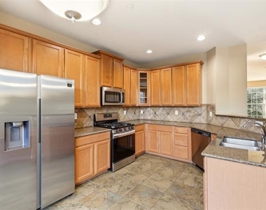 1435 Chase Lane - Photo Thumbnail 8