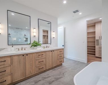 4128 University Boulevard - Photo Thumbnail 28
