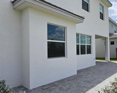 5461 Empire Drive - Photo Thumbnail 26