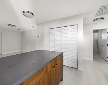 1181 Nw 66th Street - Photo Thumbnail 14