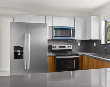 1181 Nw 66th Street - Photo Thumbnail 10