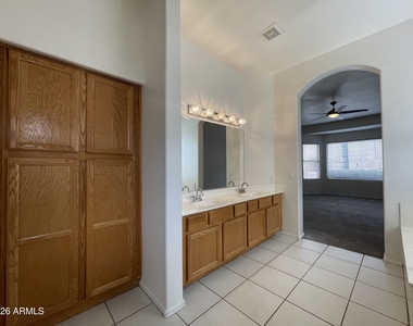 3820 S Barberry Place - Photo Thumbnail 18
