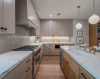 4114 Emerson Avenue - Photo Thumbnail 9