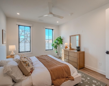 4114 Emerson Avenue - Photo Thumbnail 19