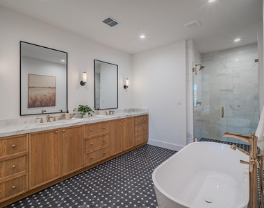 4114 Emerson Avenue - Photo Thumbnail 21
