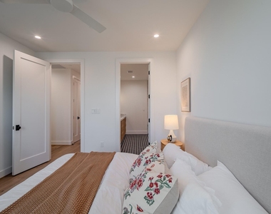 4114 Emerson Avenue - Photo Thumbnail 20