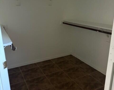 13407 W Port Au Prince Lane - Photo Thumbnail 8