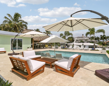 2443 E Edgewater Drive - Photo Thumbnail 46