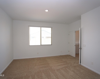 9210 W Willow Bend Lane - Photo Thumbnail 23