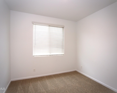 9210 W Willow Bend Lane - Photo Thumbnail 20