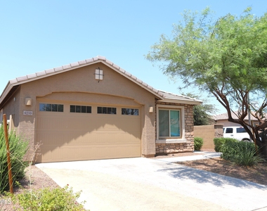 9210 W Willow Bend Lane - Photo Thumbnail 1