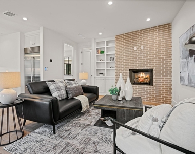3428 Daniel Avenue - Photo Thumbnail 4