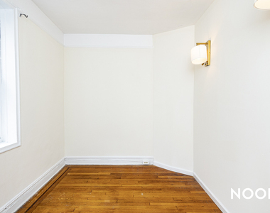 102 Albemarle Rd - Photo Thumbnail 11