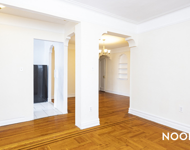102 Albemarle Rd - Photo Thumbnail 9