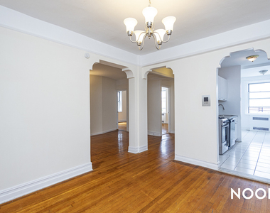 102 Albemarle Rd - Photo Thumbnail 2