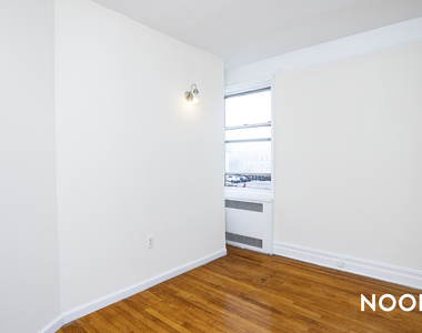 102 Albemarle Rd - Photo Thumbnail 14