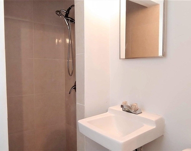 2400 Park Avenue - Photo Thumbnail 12