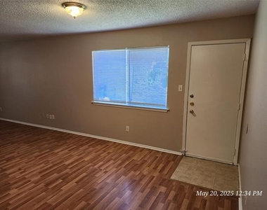 429 Sw Thomas Street - Photo Thumbnail 14