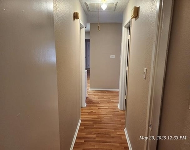 429 Sw Thomas Street - Photo Thumbnail 12