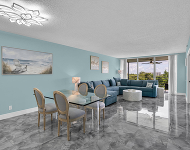 4015 W Palm Aire Drive - Photo Thumbnail 3