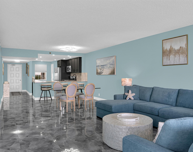 4015 W Palm Aire Drive - Photo Thumbnail 13