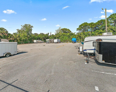 6540 Chasewood Drive - Photo Thumbnail 3