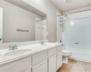3305 Timber Ridge Trail - Photo Thumbnail 10
