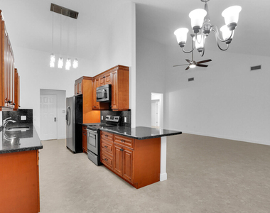 112 Inner Harbour Way - Photo Thumbnail 12