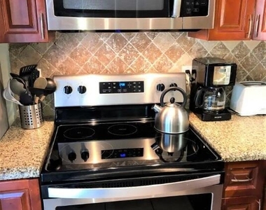 4411 E Tradewinds Avenue - Photo Thumbnail 6