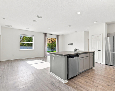 1261 Sw Curry Street - Photo Thumbnail 8
