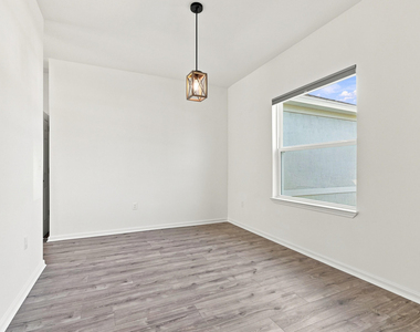 1261 Sw Curry Street - Photo Thumbnail 13