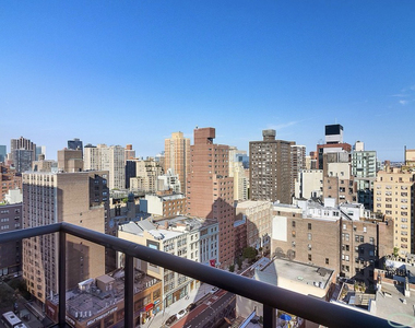  3rd Avenue - Photo Thumbnail 2