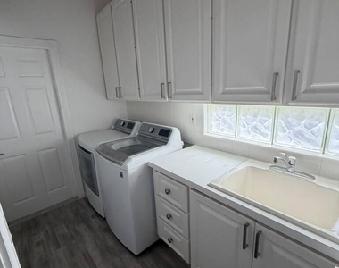 7046 Fish Creek Lane - Photo Thumbnail 32