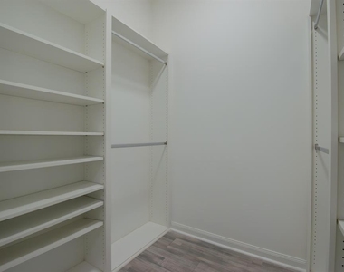 7046 Fish Creek Lane - Photo Thumbnail 18