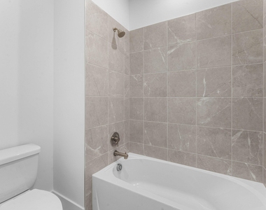 888 Sw Newfield Avenue - Photo Thumbnail 24