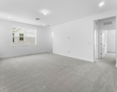 888 Sw Newfield Avenue - Photo Thumbnail 23