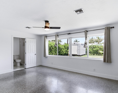 106 Auburn Drive - Photo Thumbnail 7
