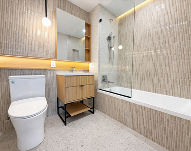163 Willoughby Street - Photo Thumbnail 12