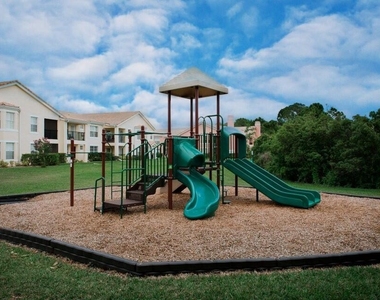 128 Sw Peacock Boulevard - Photo Thumbnail 13