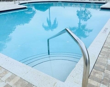 128 Sw Peacock Boulevard - Photo Thumbnail 8