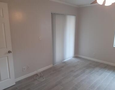 9999 Summerbreeze Drive - Photo Thumbnail 17