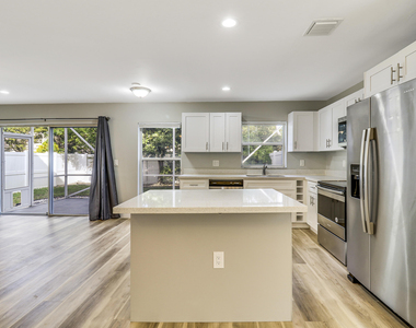 4881 Mcgill Street - Photo Thumbnail 19