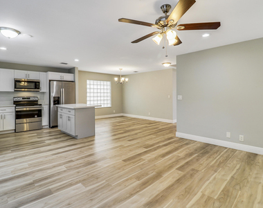 4881 Mcgill Street - Photo Thumbnail 10
